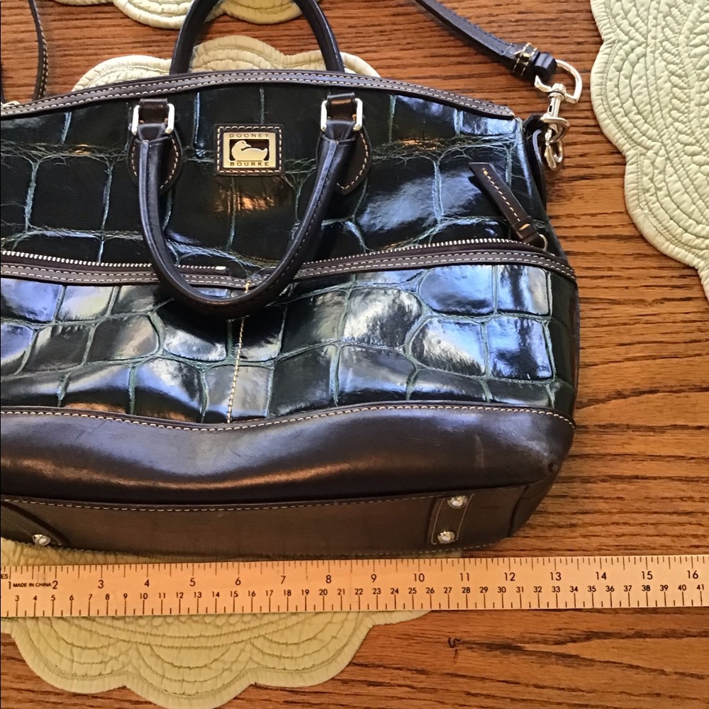 Dooney & Bourke Dillon Dark Green Crocodile tote - Picture 4 of 16